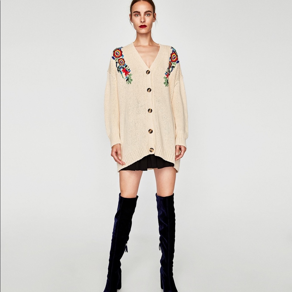 Z A R A Embroidered Cardigan
